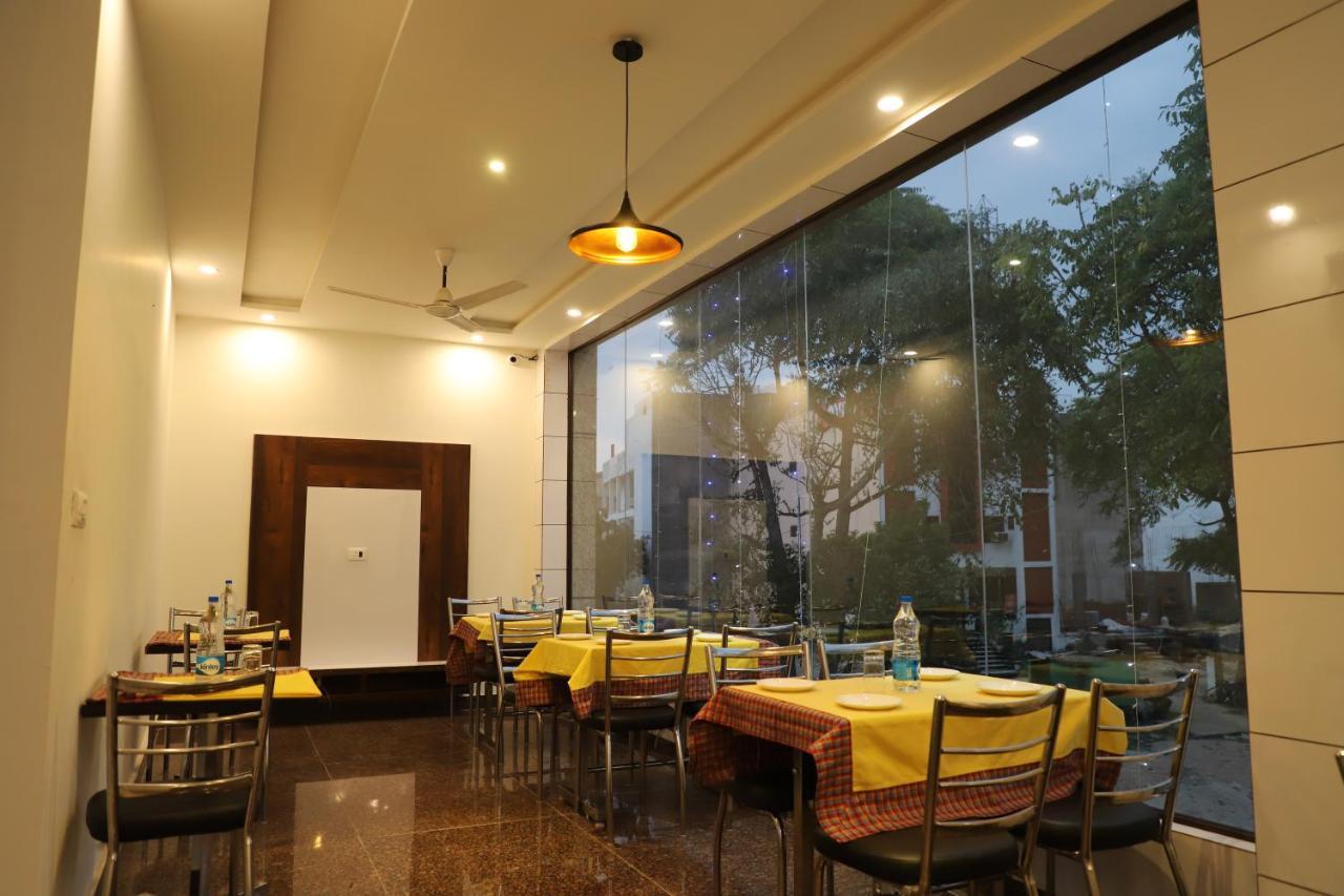 Hotel Dream Comfort Agra  Exterior photo